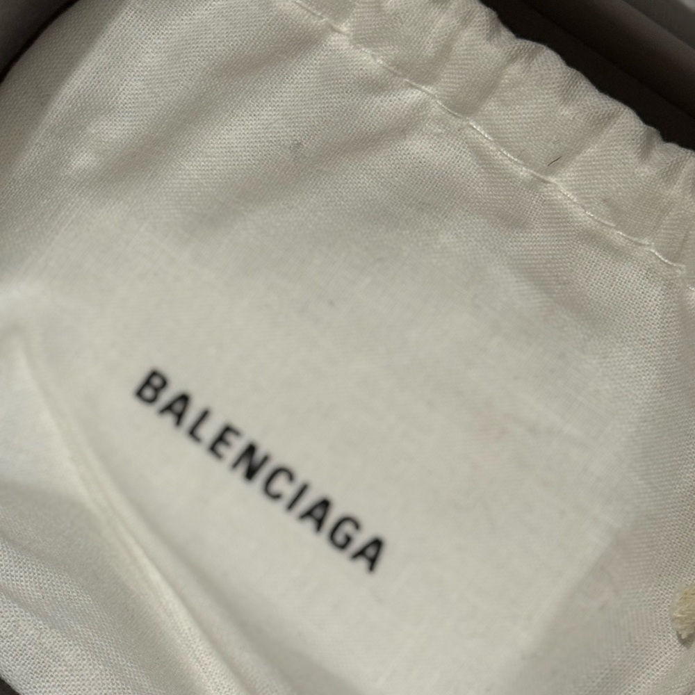 New $400 Balenciaga Pink Bracelet with Gold - Picture 5 of 5